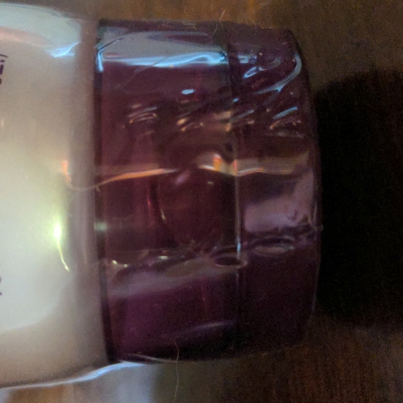 Lotion - Picture 3 of 3